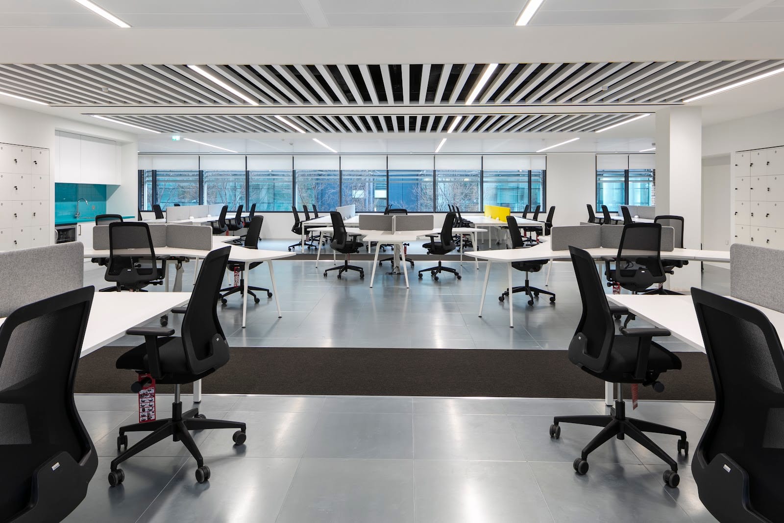 VML at Sea Containers House Southbank executive boardroom and sound studio